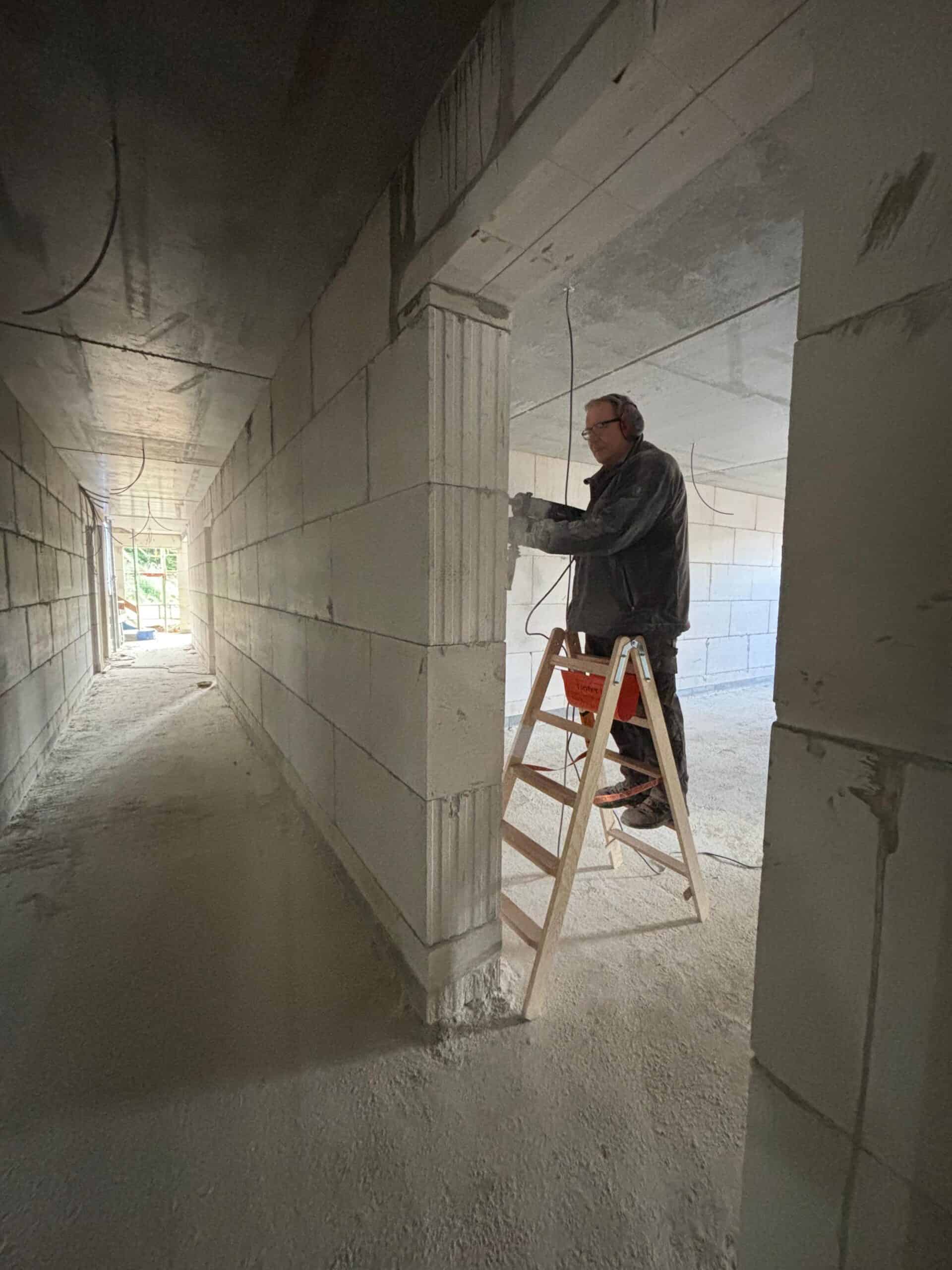 daee66df a104 44c3 92e4 172e3c5f236a scaled